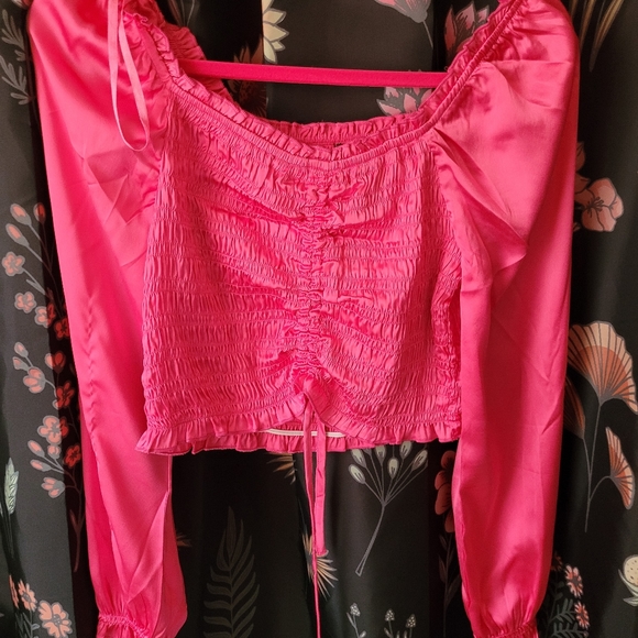 Tops - Picture 10 of 16